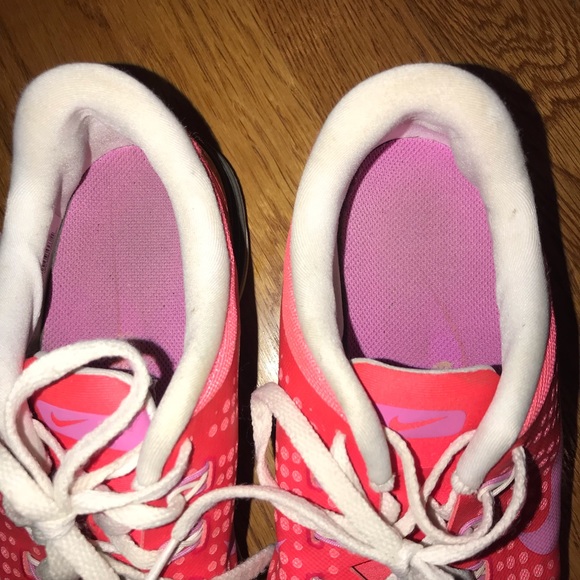 Nike Women’s Golf Shoes - Picture 3 of 5